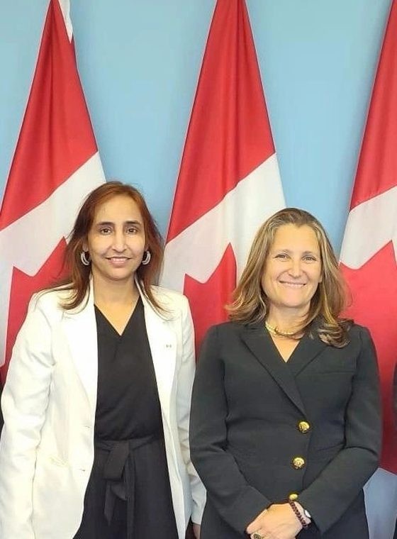 Naila Saeed with community leaders